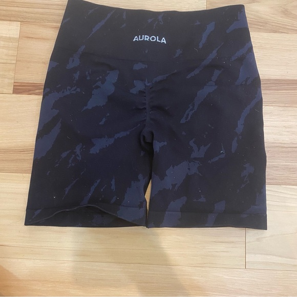 Aurola Sz S Black and blue camo sportswear butt scrunch shorts #activewear - Picture 1 of 2